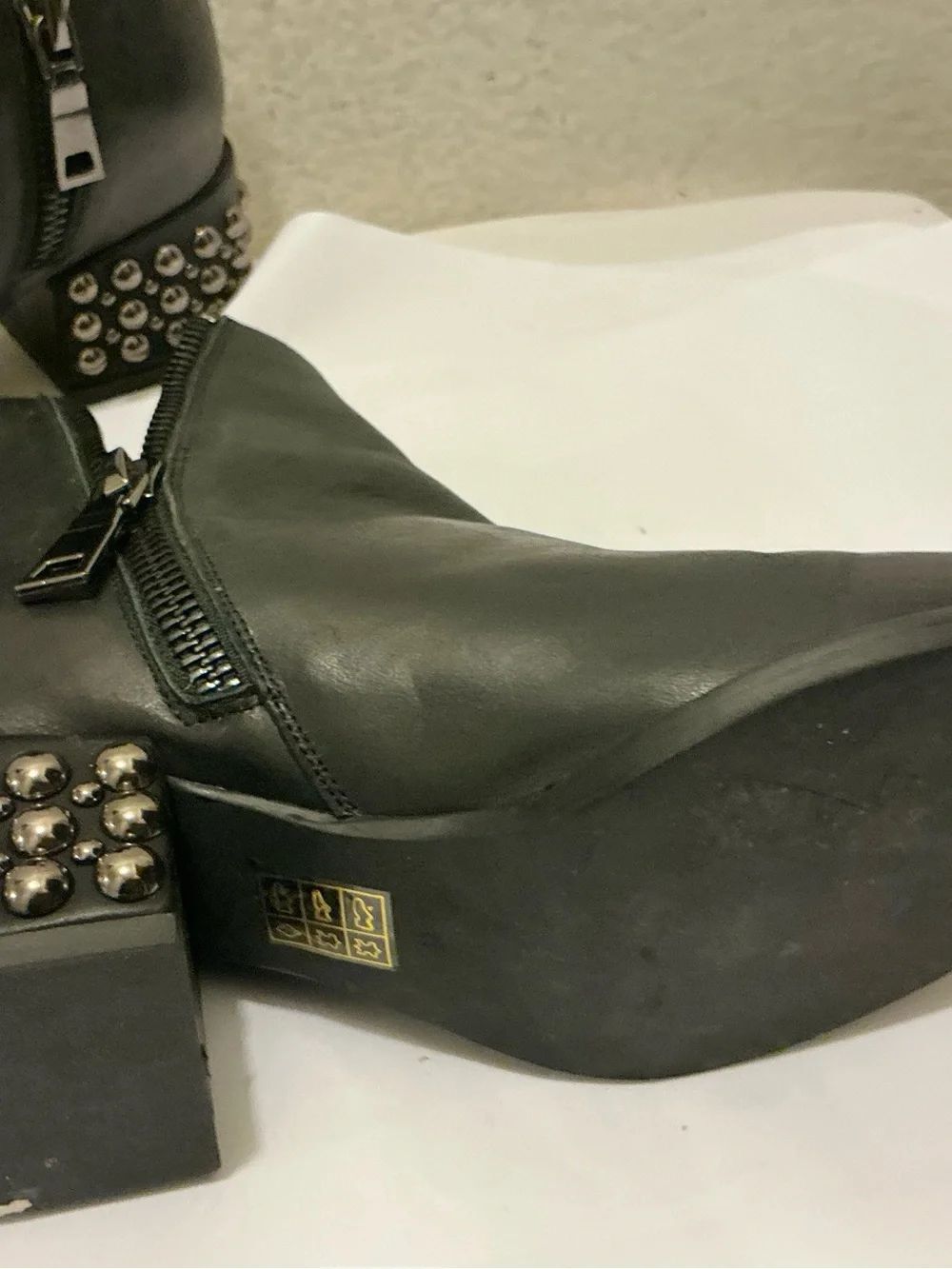 Jeffrey Campbell Black Leather Ankle Boot with Studded Heel double zip - Picture 5 of 13